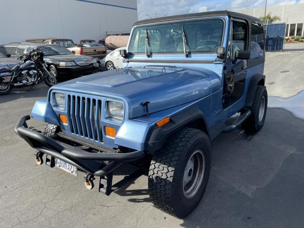 Jeep Wrangler 4.2L 6 CYLINDRES 1989 BLEUE